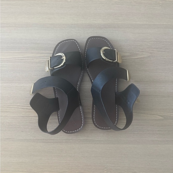 NWOT Universal thread sandals - size 7 - Picture 1 of 5